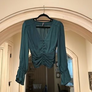 Gorgeous deep green Anthropologie top, size XS